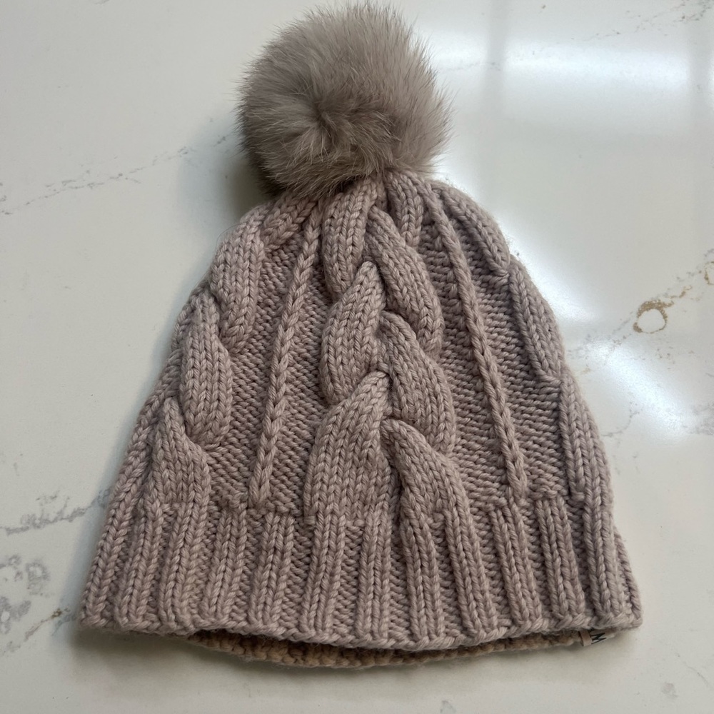 Hat - Picture 2 of 4